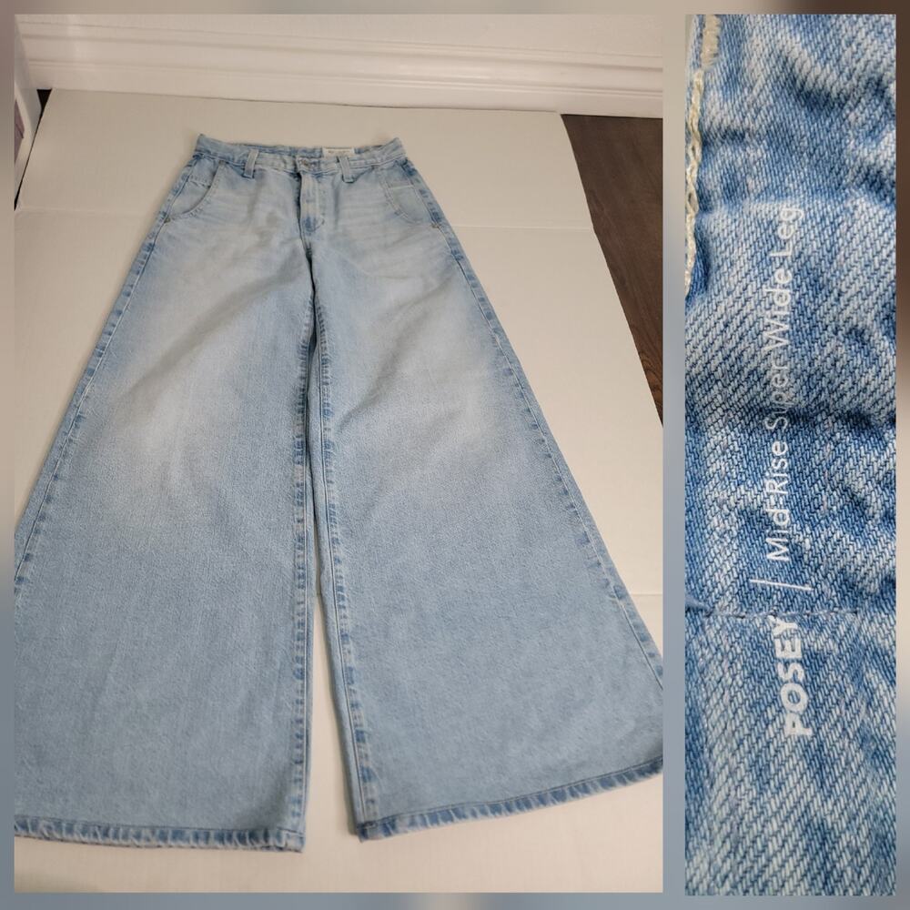 AG adriano Goldschmied Posey Jeans Sz 24 Mid Rise Super Wide Leg Light Wash